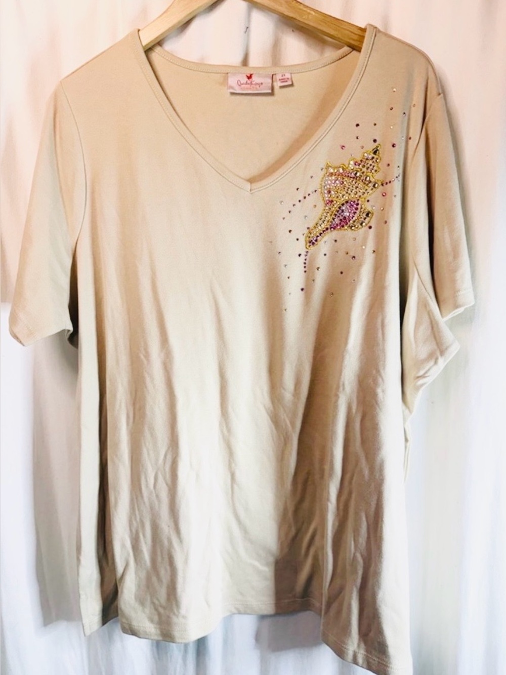 🌟🐚Quacker Factory Sparkle Shell Tee🌟🐚 - Picture 2 of 6